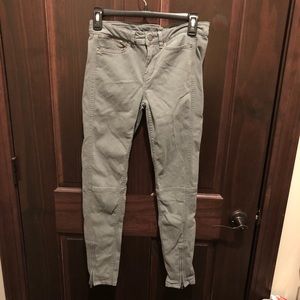 *reposh* ankle zip Calvin Klein jeans